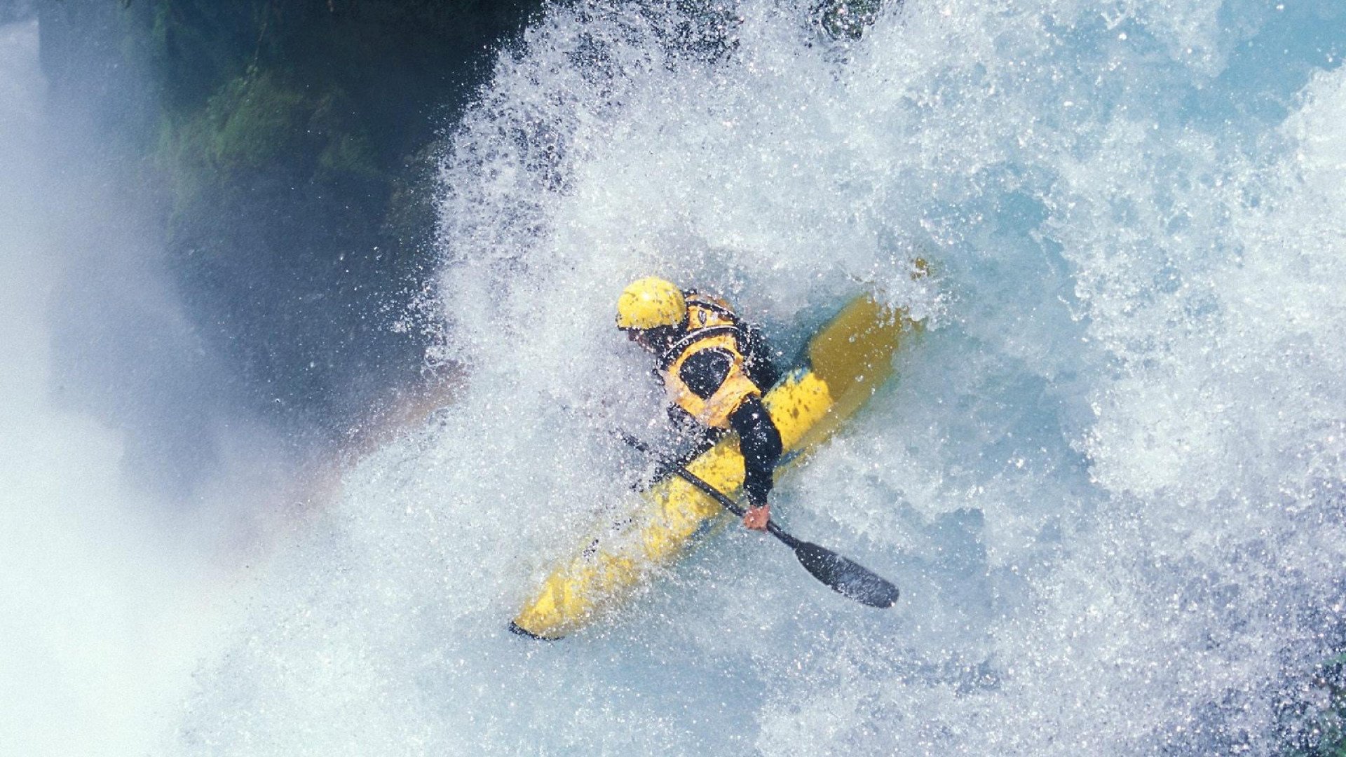 关键时刻在场!布朗尼vs热火集锦:2分2助3断+秀詹姆斯式空接暴扣,布朗尼 nba